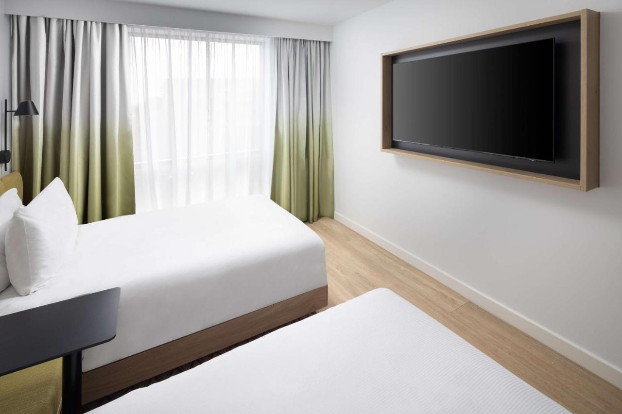 Hotel Hampton By Hilton Rochdale Exterior foto